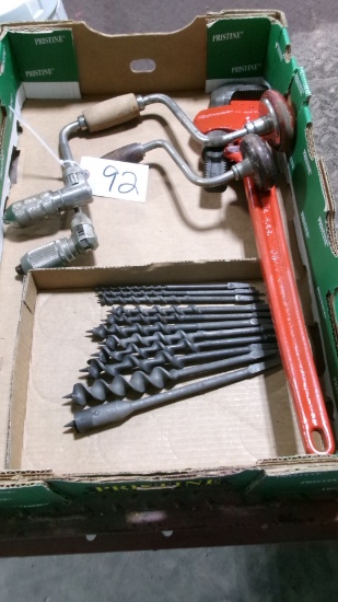 2-VINTAGE BRACES , 11 AUGER BITS, & 24" RIGID PIPE WRENCH
