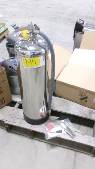 NEW 2 1/2 GALLON WATER FIRE EXTINGUISHER
