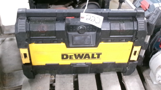 DEWALT SHOP RADIO