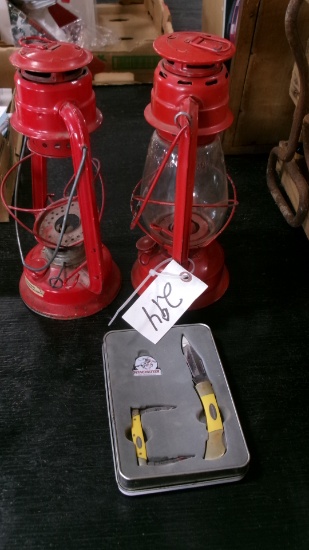 2-LANTERNS & WINCHESTER KNIFE SET