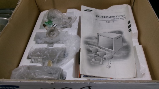 3 CAMERA OBSERVATION SYSTEM  w / 12" BLACK & WHITE TV