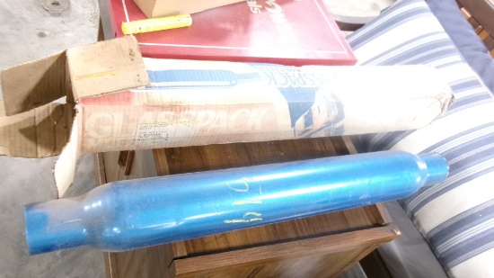 DYNOMAX HIGH PERFORMANCE 2 1/2" O.D. GLASS PACK MUFFLER