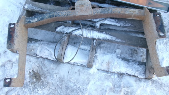 RECEIVER HITCH (2006 CHEV. 2500 )