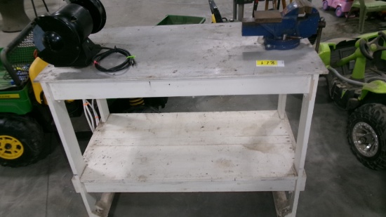 22" X 43" ROLLING TABLE w /  1/2" ALUMINUM TOP, 110 VOLT GRINDER, 5" VISE, & 110 VOLT OUTLET