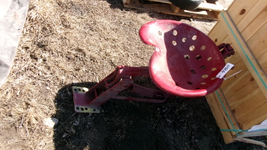 TRACTOR SEAT