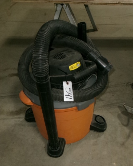RIGID 12 GALLON SHOP VAC