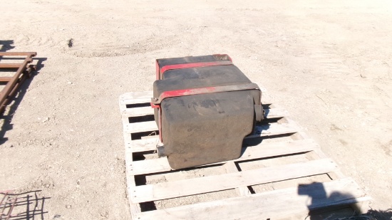 SIDE MOUNT FUEL TANK FOR IHC 1086