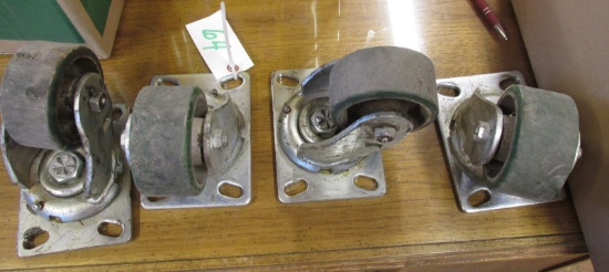 4-4" SWIVEL CASTERS