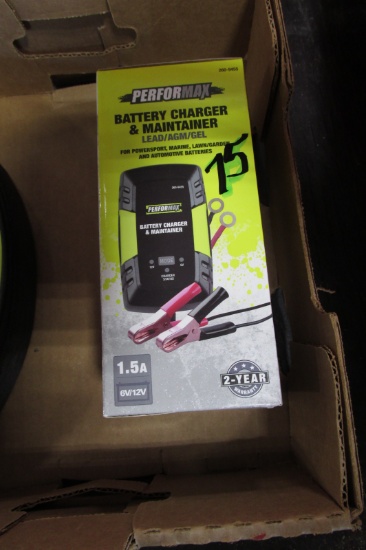 PERFORMAX 6/12 VOLT  BATTERY MAINTAINER/ CHARGER, new