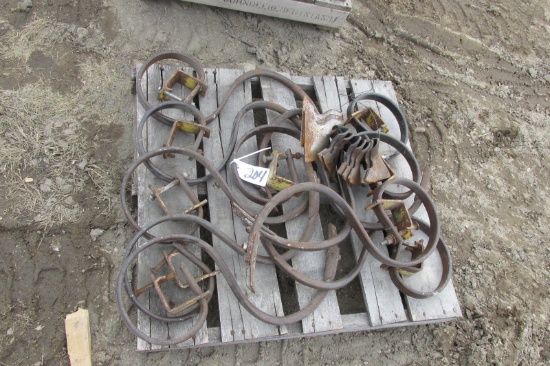 10- S TINES w / 4" SHOVELS & BRACKETS
