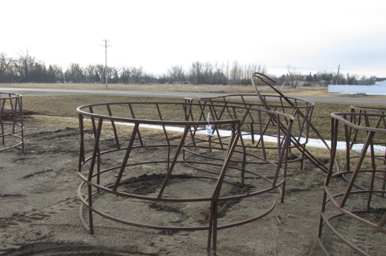 2-HAY RINGS w / 2 repair rings included