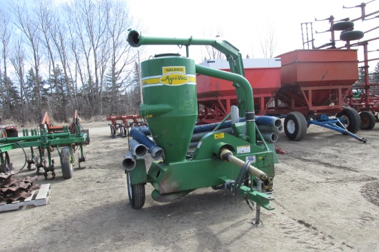 WALINGA 510 GRAIN VAC, 1000 PTO, includes piping & pickup attach.