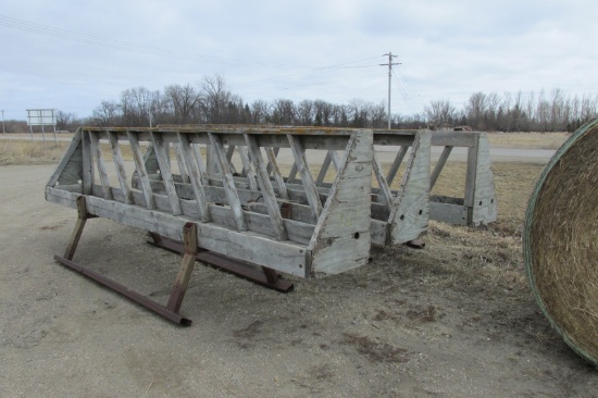 3-14' WOOD MANGER FEED BUNKS