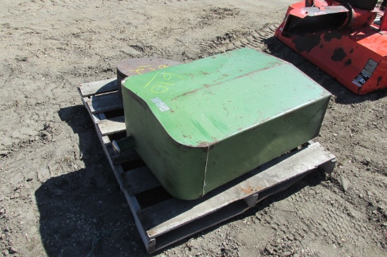 J.D. FRT. MOUNT FUEL TANK & 300 GALLON FUEL TANK
