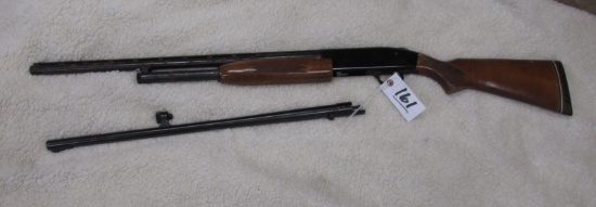 MOSBERG 20 GUAGE PUMP SHOTGUN, , 2 1/2 & 3", extra barrel, rusty