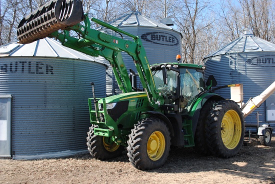 2016 JOHN DEERE 6155R MFWD w / 8' 640 SELF LEVELING LOADER,1,455 hrs., 24 spd. power shift, +