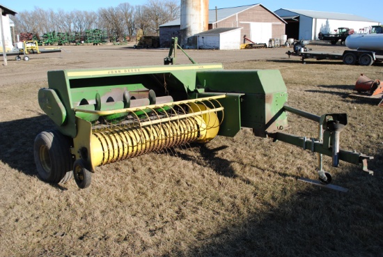 JOHN DEERE 346 SMALL SQUARE BALER, auto  grease, hyd. tension