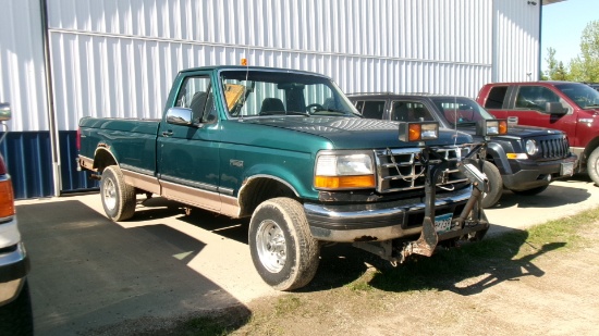 1996 FORD F-150 REG. CAB 4WD w / CURTIS SNOW PLOW, 300, 5 spd. Manual, 183,000 miles-ok