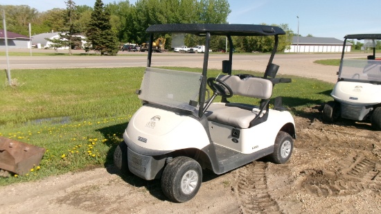 EZGO RXV ELECTRIC GOLF CART w /  DELTA Q SC 48 CHARGER