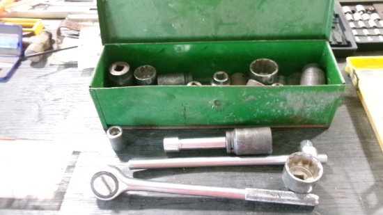 3/4" RACHET, BREAKER BAR, & MANY REG. & IMPACT SOCKETS