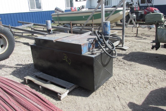 DOUBLE COMPARTMENT SERVICE TANK. 60 / 60 GALLONS w / 2 12 VOLT PUMPS & TOOL BOX