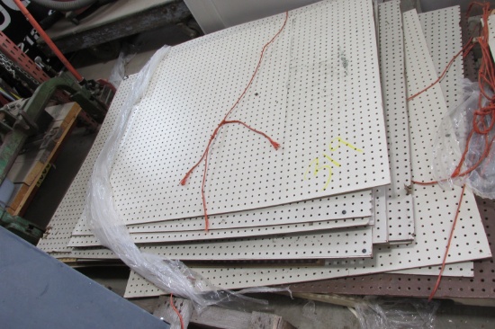 PALLET OF 1/4" X 4' X 4' PEGBOARD