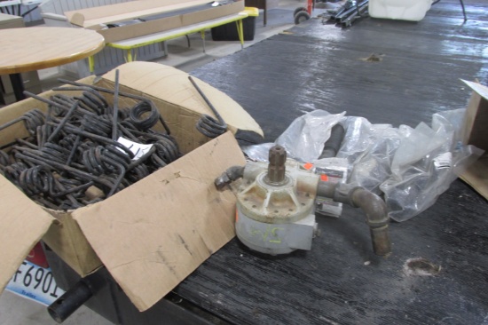 5-SEED HOSES from IHC 6200 GRAIN DRILL, HYD. PTO PUMP, & BOX OF NEW JOHN DEERE MOUNTED HARROW TEETH