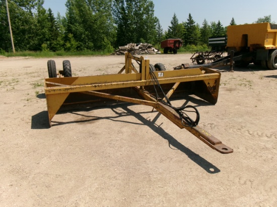 12' SHOP BUILT BOX SCRAPER, hyd tilt, dual wheels,  hyd. hoses need replacing