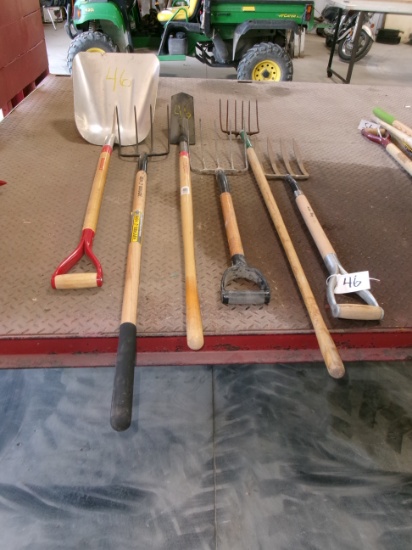 4, & 5 TINE FORKS, 6 TINE GARDEN SPADING FORK, LONG HANDLED SPADE, ALUMINUM SCOOP +