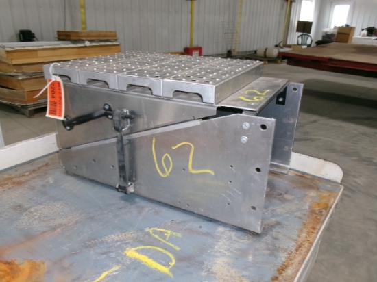 SEMI BATTERY BOX, 16" X 14" X 25.5"