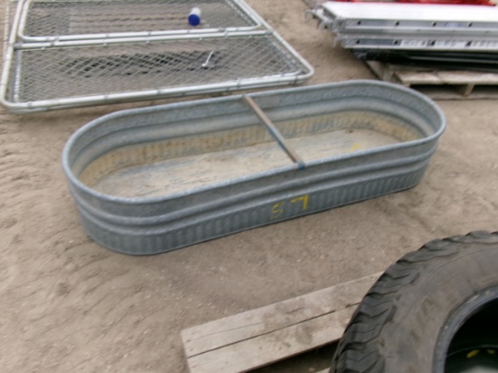 SMALL GALVANIZED STOCK TANK
