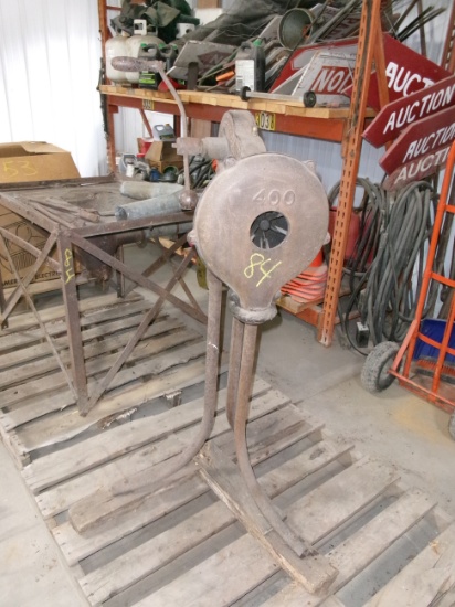 FORGE  w / working blower, & 3 tools  (400)