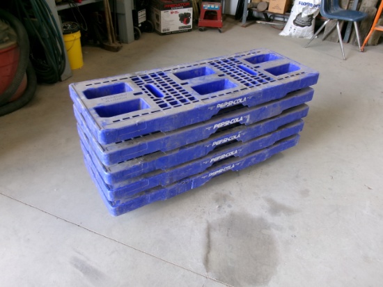5-4' PLASTIC HALF PALLETS