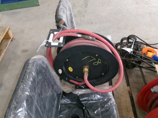 AIR HOSE ON REEL