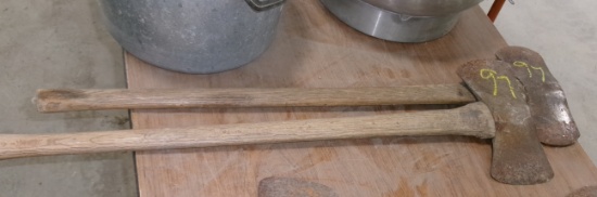 2-DOUBLE BLADES AXES