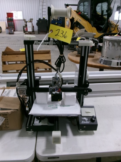 3 D PRINTER: ENDER 3 MODIFIED MICROSWISS DIRECT DRIVE EXTRUDER, 3 BUILD PLATES, PARTIAL OF FILAMENT,