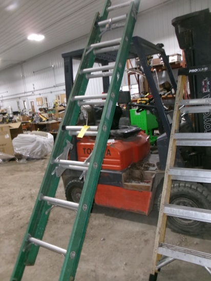 18' EXTENSION LADDER& 6' 300# PROCLIMB STEP LADDER | Online Auctions ...