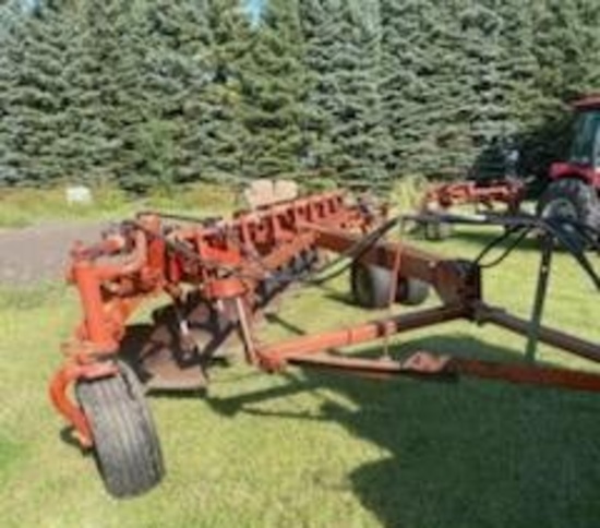 8-16" MELROE 903 AUTO RESET PLOW, very low acres, always shedded