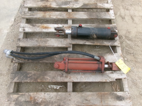 2-HYDRAULIC CYLINDERS