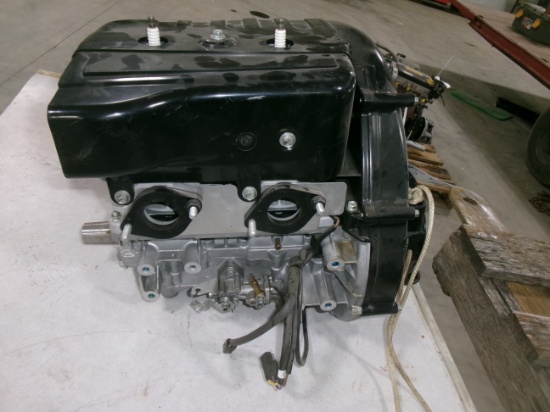 UNUSED ARCTIC CAT 570 TWIN SNOWMOBILE ENGINE