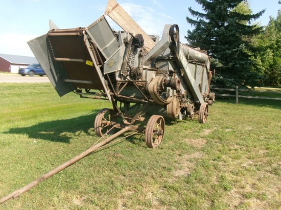 JOHN DEERE THRESHING MACHINE, 28" X 46",Perfection # 2 on clean grain elevator