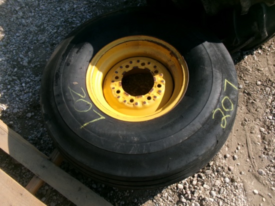 14L X 16.1 8 BOLT IMPLEMENT TIRE