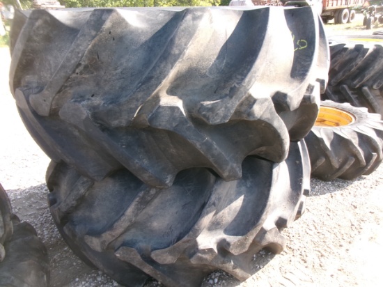2-30.5 X 32" FIRESTONE RICE TIRES on 10 bolt J.D. rims