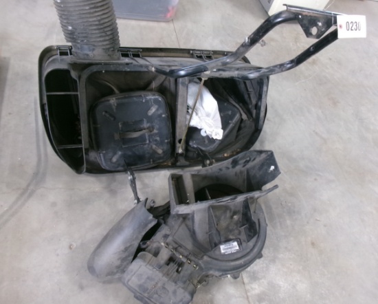 2 BIN JOHN DEERE POWER FLOW LEAF BAGGER