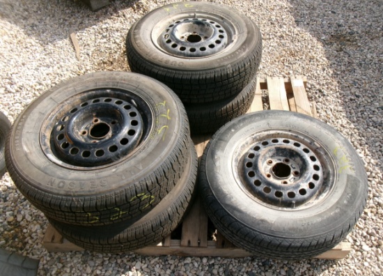 4-P195 / 75R 14 CUSTOM 428 TIRES