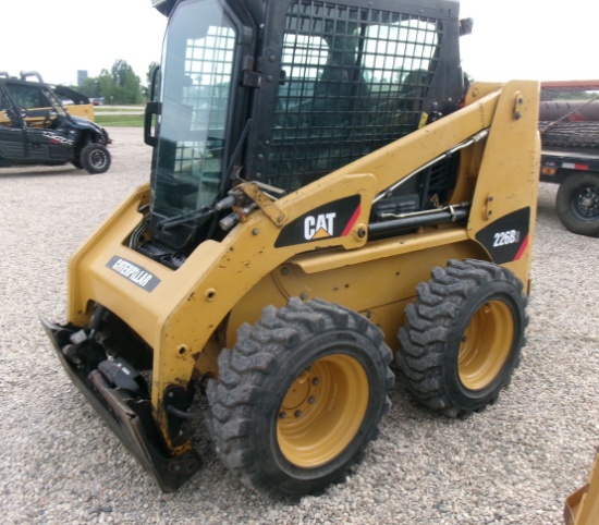 2015 CAT 226B3 SKID STEER LOADER