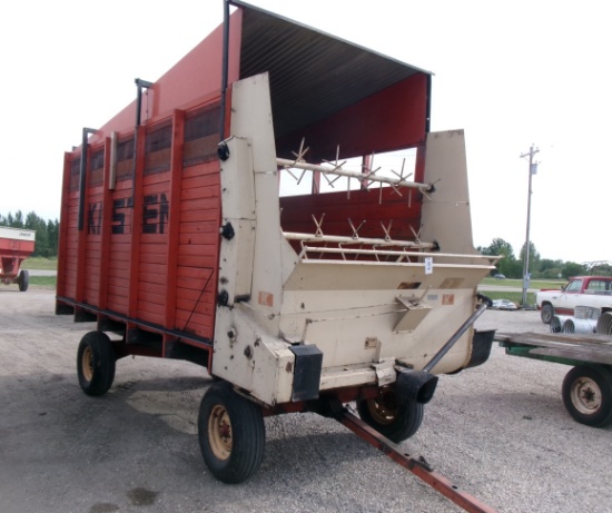 16' KASTEN SIDE UNLOAD FORAGE WAGON, good running gear & tires