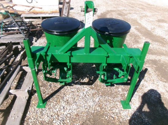 2-ROW 22" JOHN DEERE 3 PT. FLEX PLANTER, corn plates, fiber glass hoppers