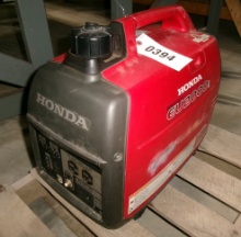 HONDA EU2000i GAS GENERATOR, runs