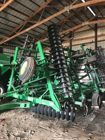 2011 JD 2310 Soil Finisher